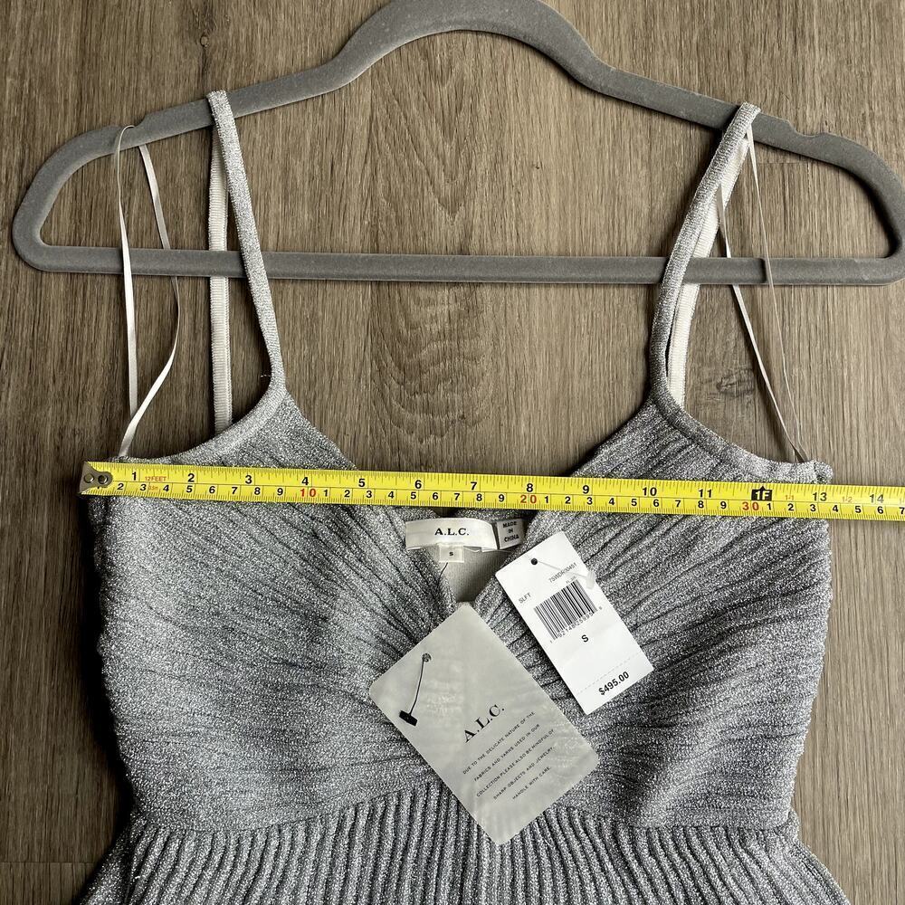 ALC Aria Silver Ribbed Cut Out Dress XS
Msrp $495 - Picture 6 of 8